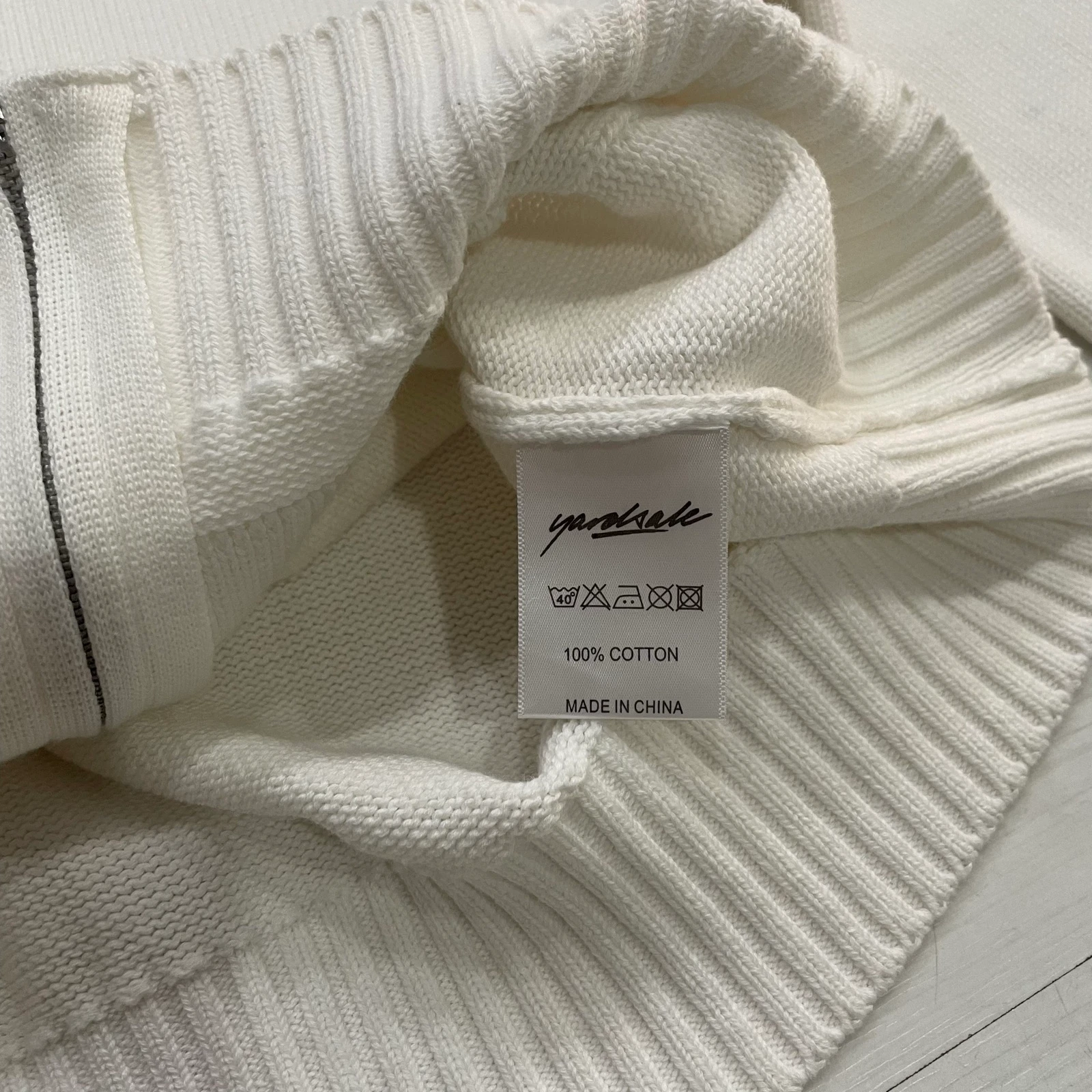 Yardsale - Faldo Knitted Full-Zip (White) – photo 5